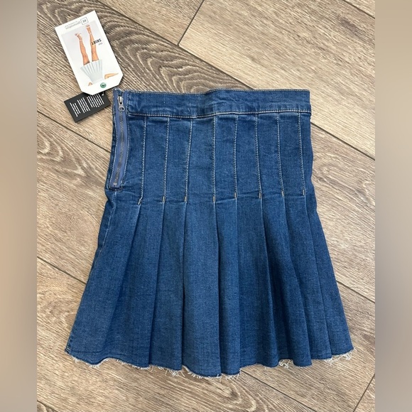 Regeneration NWT Star Skirt Denim Pleated XS - Picture 3 of 4